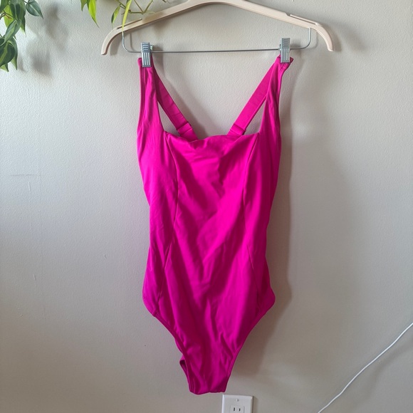 Chic Fuchsia Lace-Up One-Piece Swimsuit - Picture 3 of 6